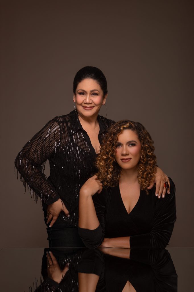 Maridalia Hernández y Laura Rivera